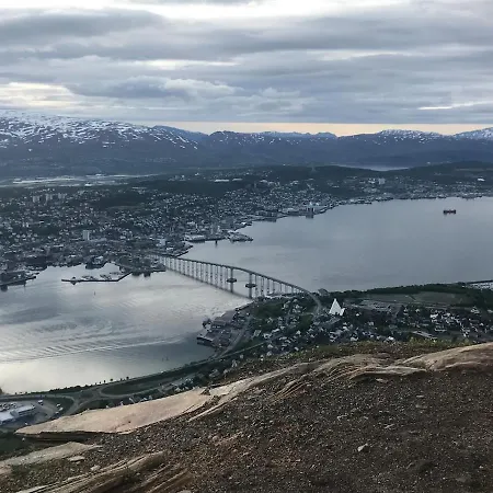 Brand New Apartment, Close To The Centre, Northern Lights, Shops * Tromso
