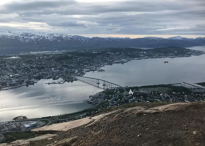 Brand New Apartment, Close To The Centre, Northern Lights, Shops * Tromsø